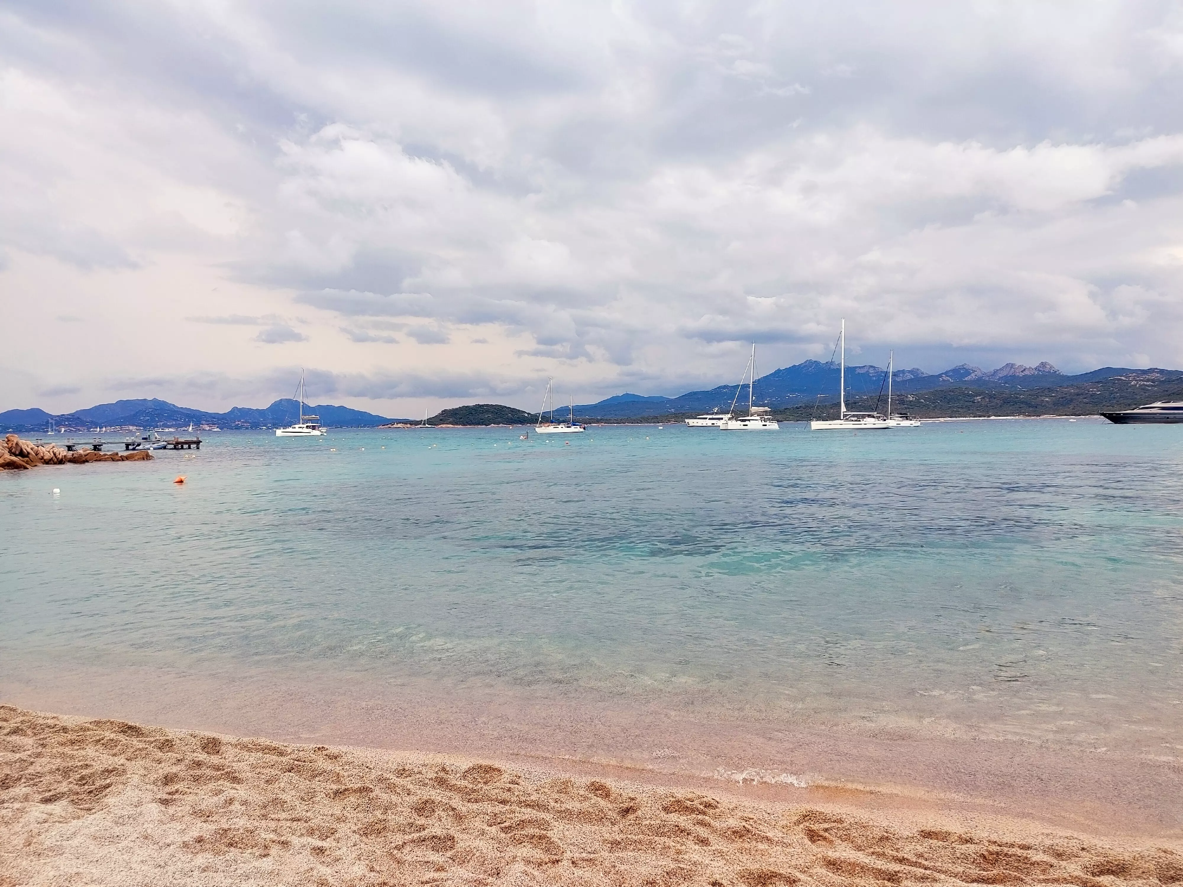 Arzachena. Tra spiagge da sogno e misteri millenari